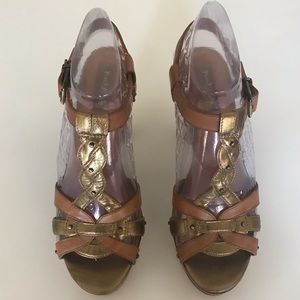 NURTURE LEATHER SANDALS